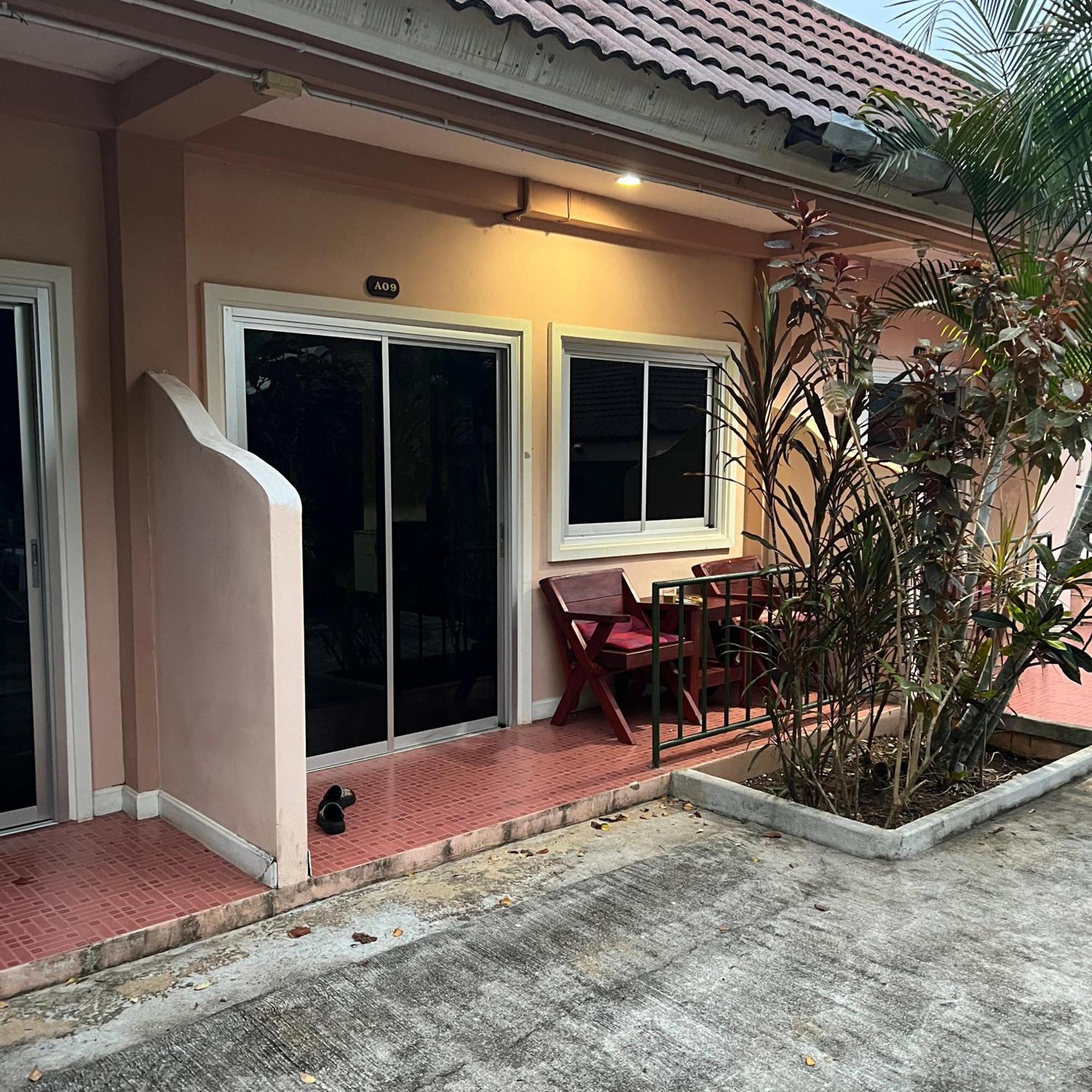 Kata Villa Merit Hill Bungalows Karon Kültér fotó