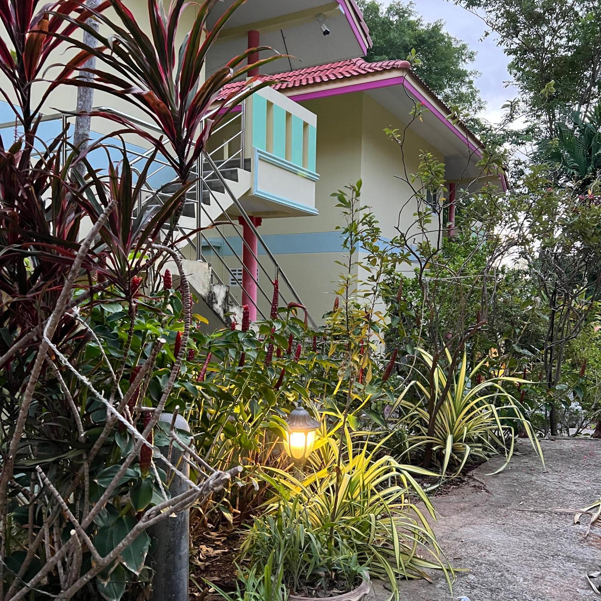 Kata Villa Merit Hill Bungalows Karon Kültér fotó